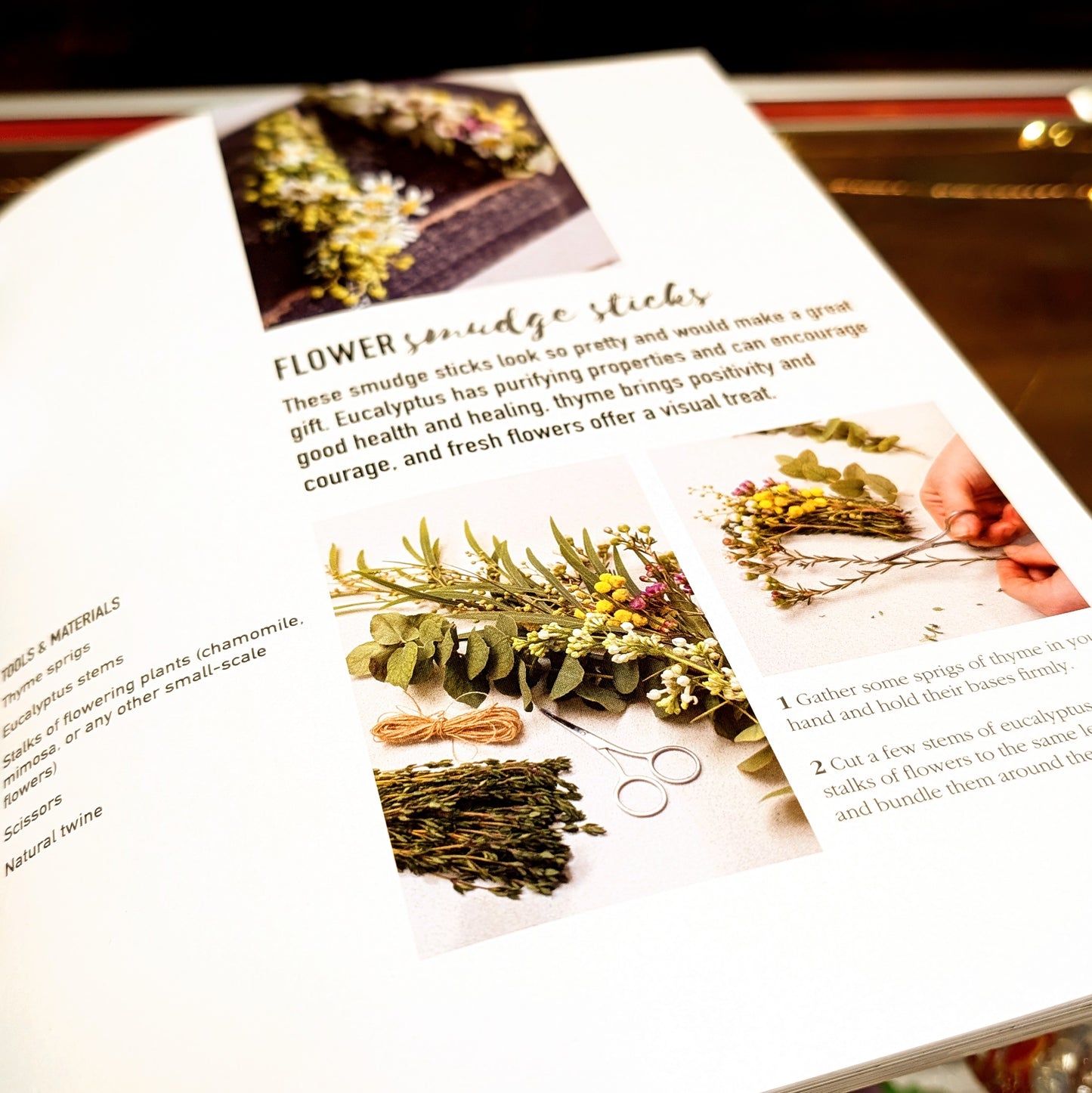 Handmade Candles and Smudge Sticks: 35 inspiring step-by-step projects