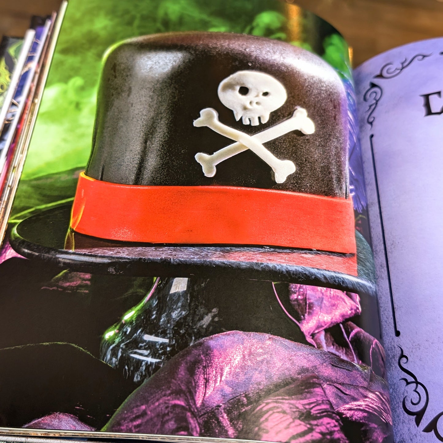 Disney Villains: Devilishly Delicious Cookbook