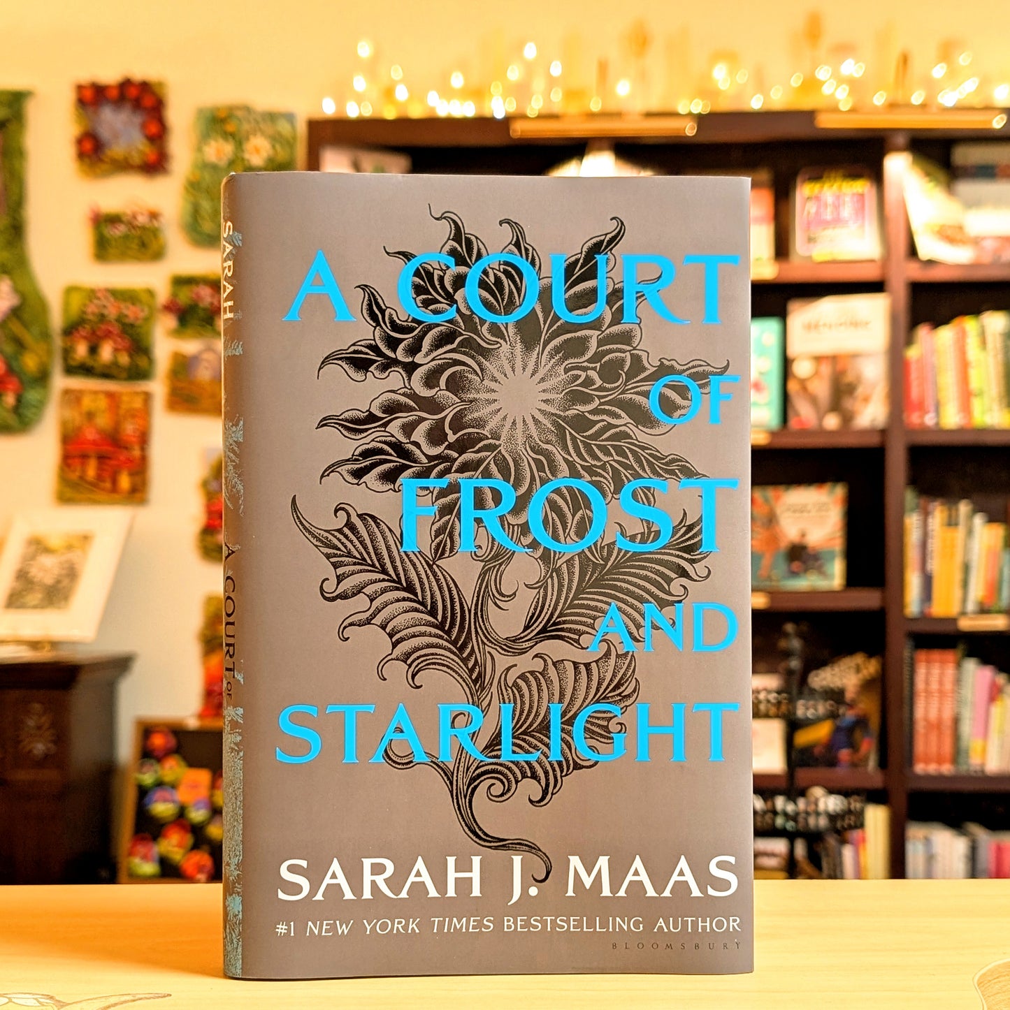 A Court of Frost and Starlight (A Court of Thorns and Roses, 4)