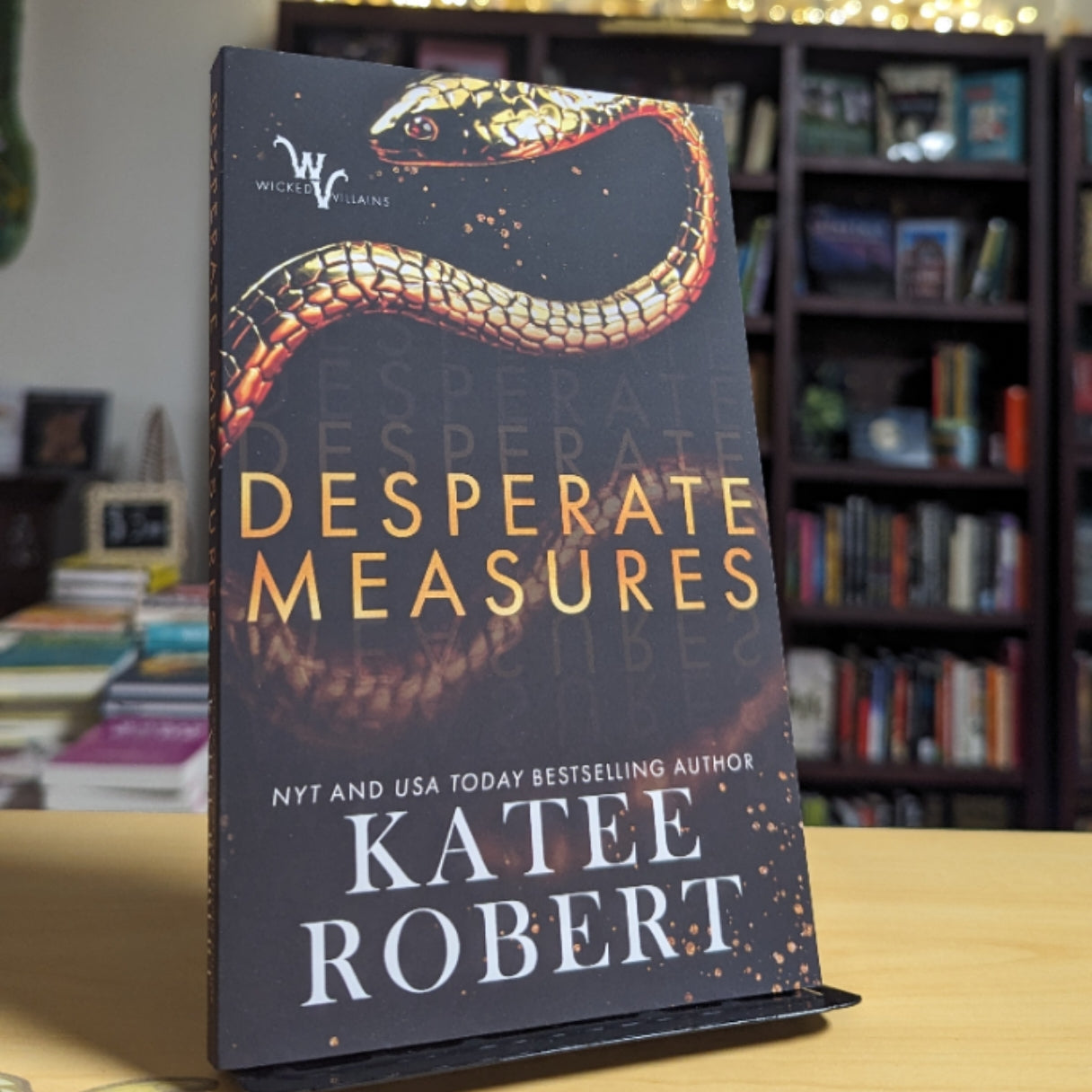 Desperate Measures (Wicked Villains)