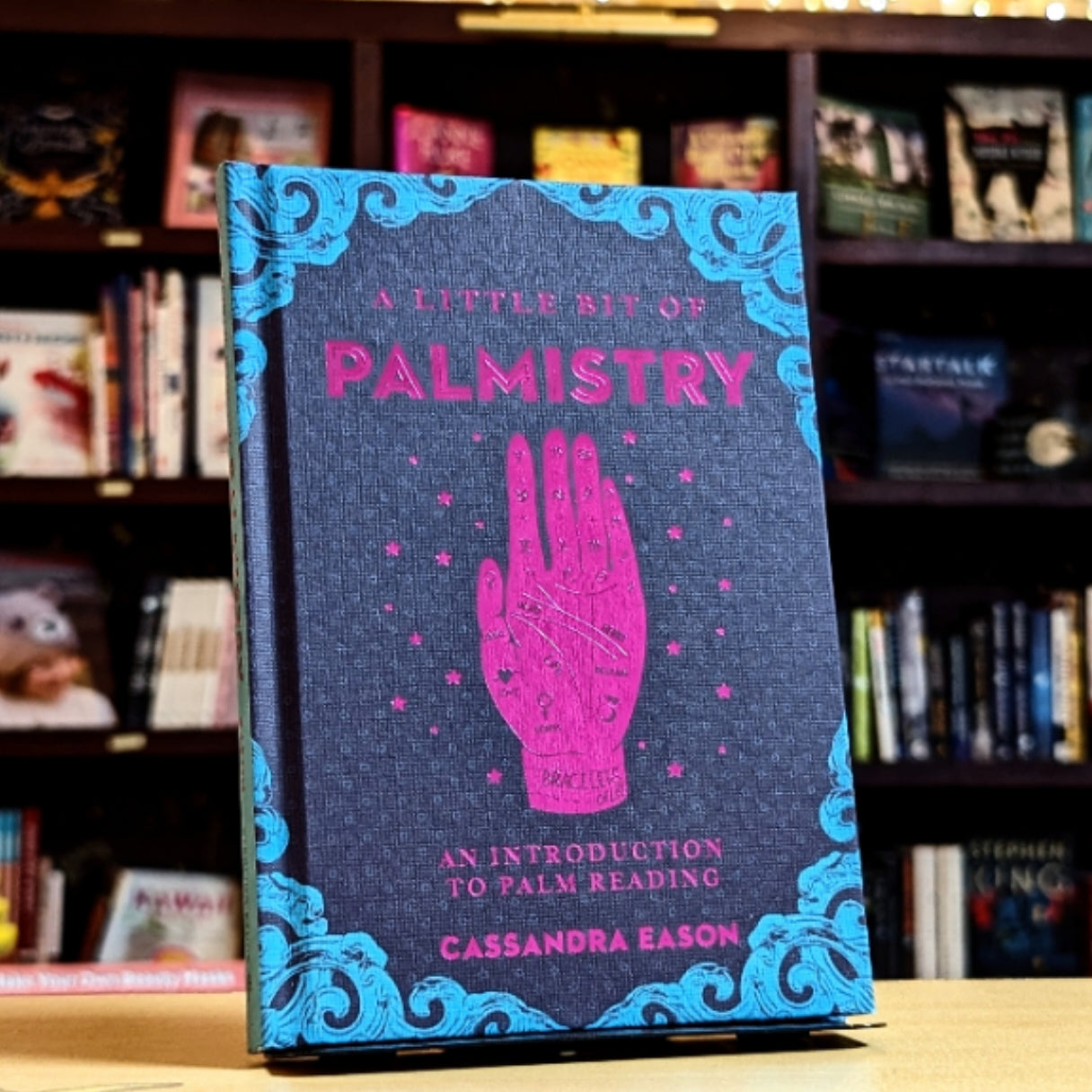 A Little Bit of Palmistry: An Introduction to Palm Reading (Volume 16) (Little Bit Series)