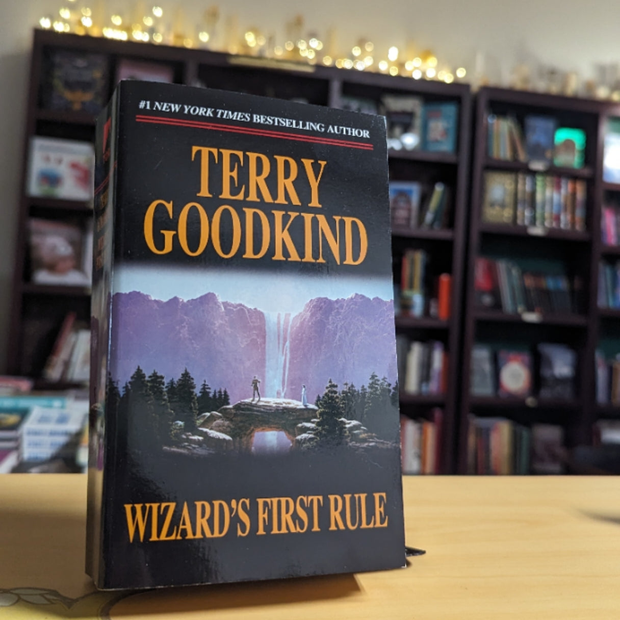 Wizard's First Rule (Sword of Truth, Book 1) (Sword of Truth, 1)