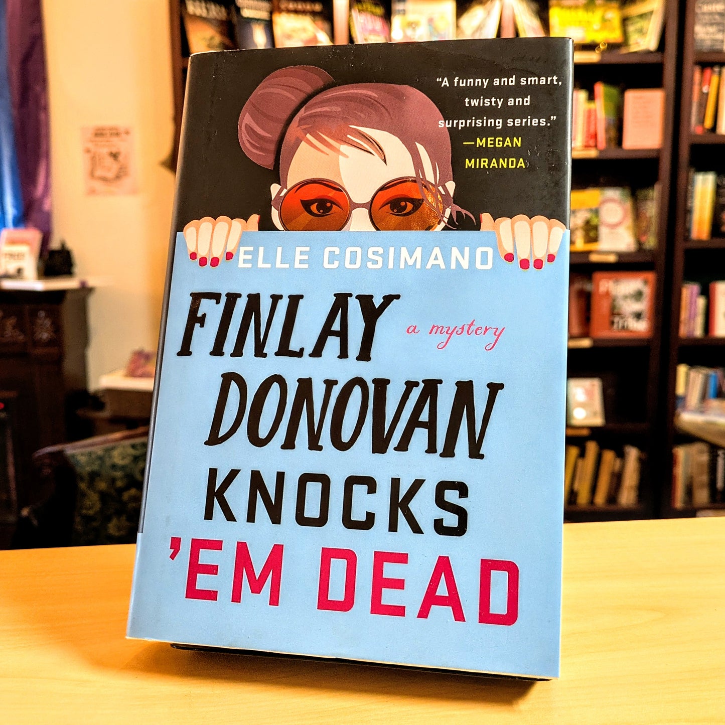 Finlay Donovan Knocks 'em Dead