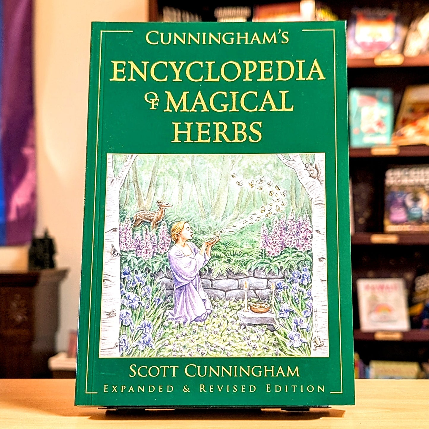 Cunningham's Encyclopedia of Magical Herbs (Llewellyn's Sourcebook Series) (Cunningham's Encyclopedia Series, 1)