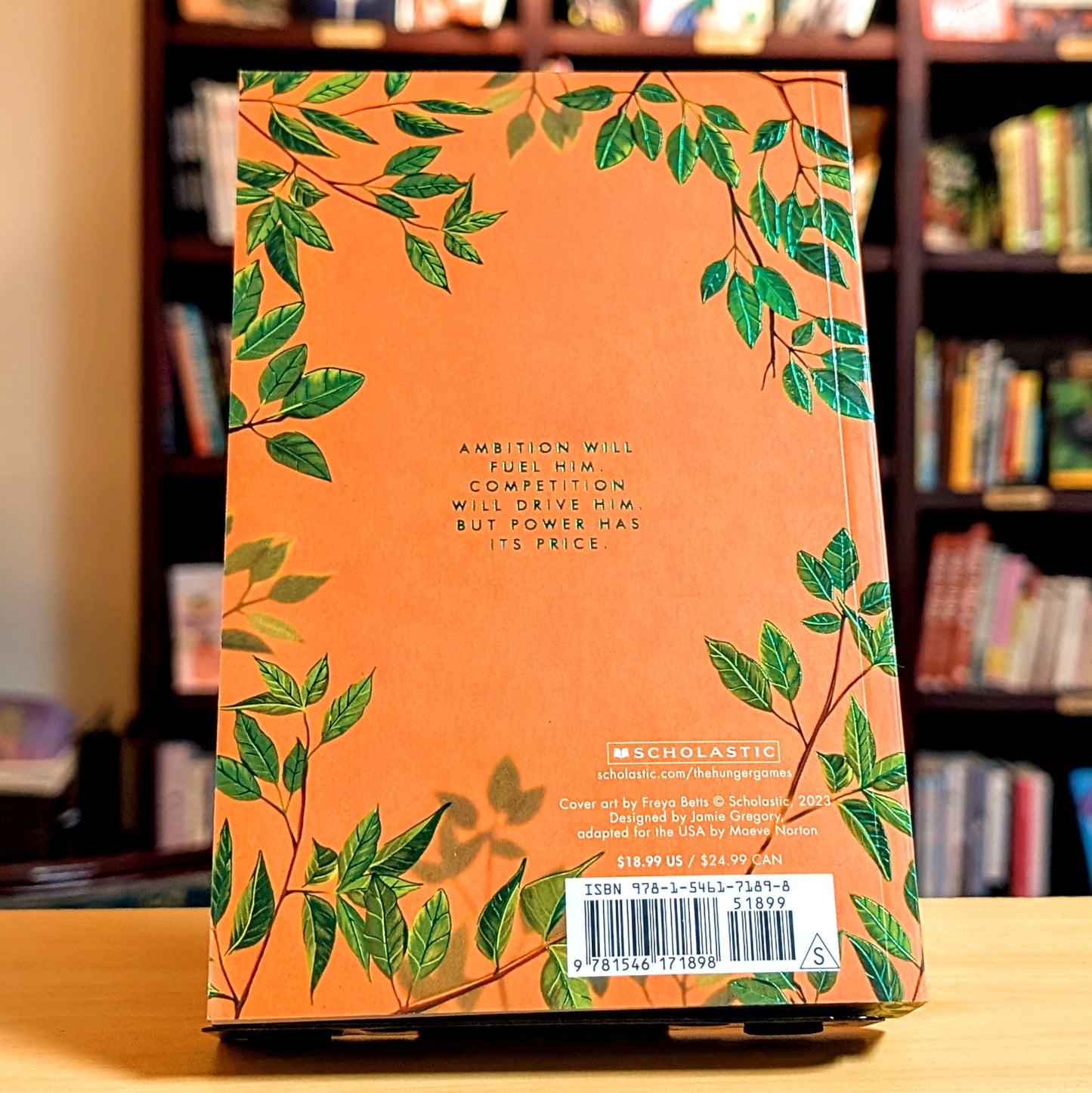 Ballad of Songbirds and Snakes: Deluxe Edition (a Hunger Games Novel)