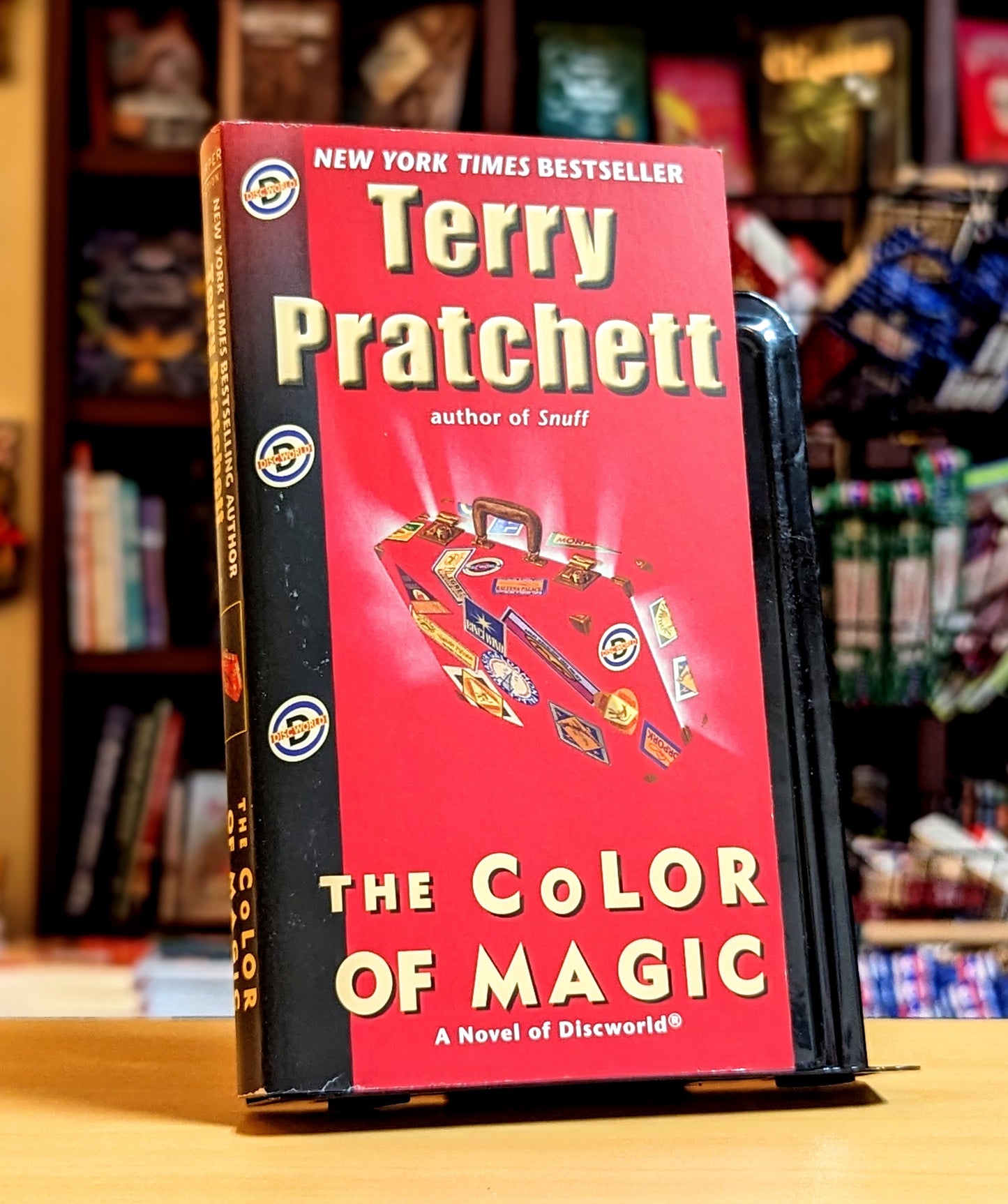 The Color of Magic: A Discworld Novel (Discworld, 1)