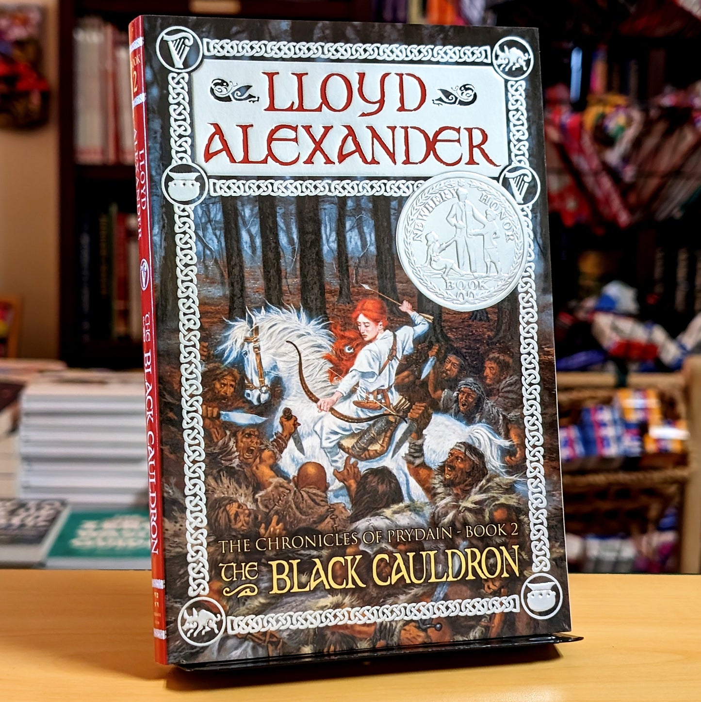 The Black Cauldron (The Chronicles of Prydain, 2)