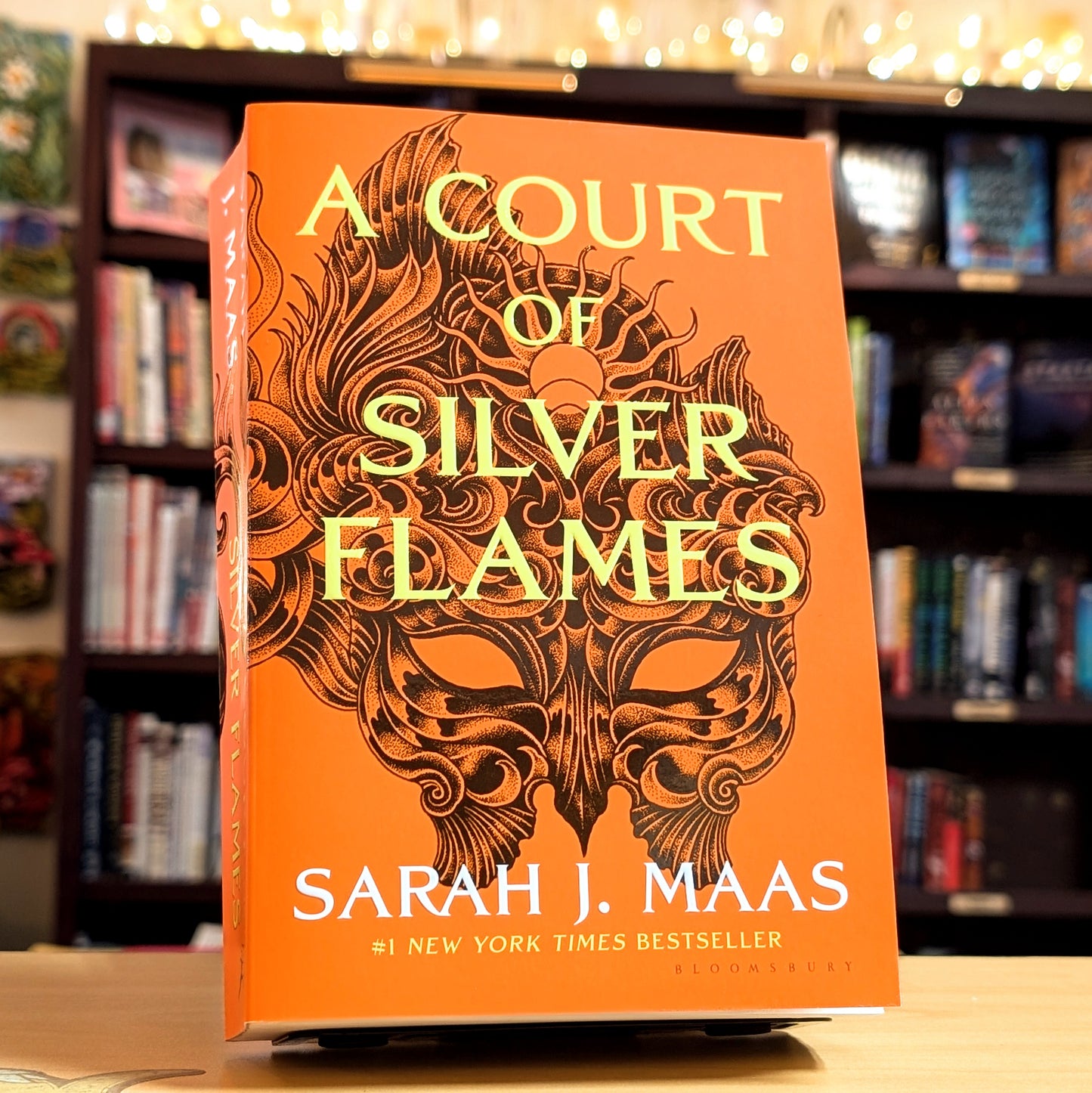 A Court of Silver Flames (A Court of Thorns and Roses, 5)