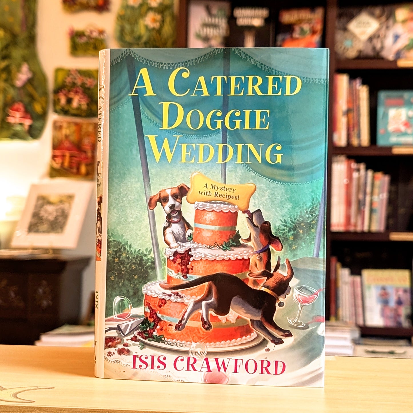 A Catered Doggie Wedding (A Mystery With Recipes)