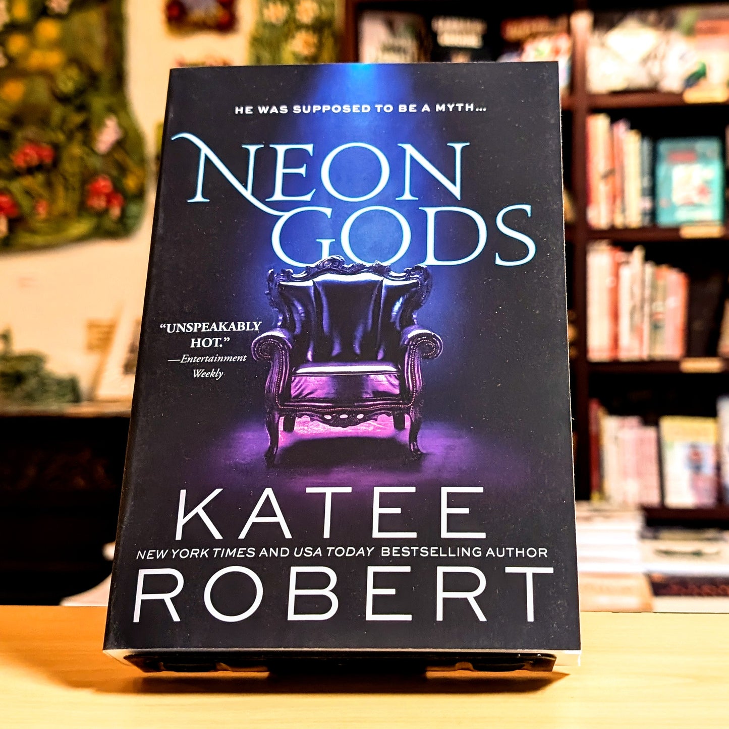 Neon Gods: A Scorchingly Hot Modern Retelling of Hades and Persephone (Dark Olympus, 1)