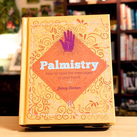 The Essential Book of Palmistry: Reveal the Secrets of the Hand (Elements, 5)