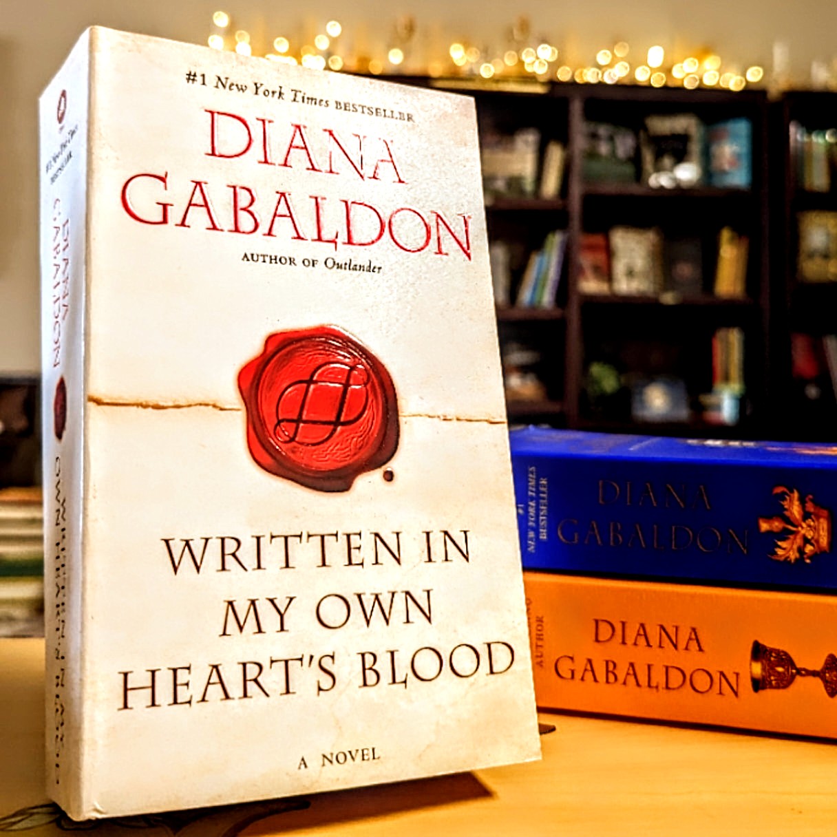 Written in My Own Heart's Blood: A Novel (Outlander)