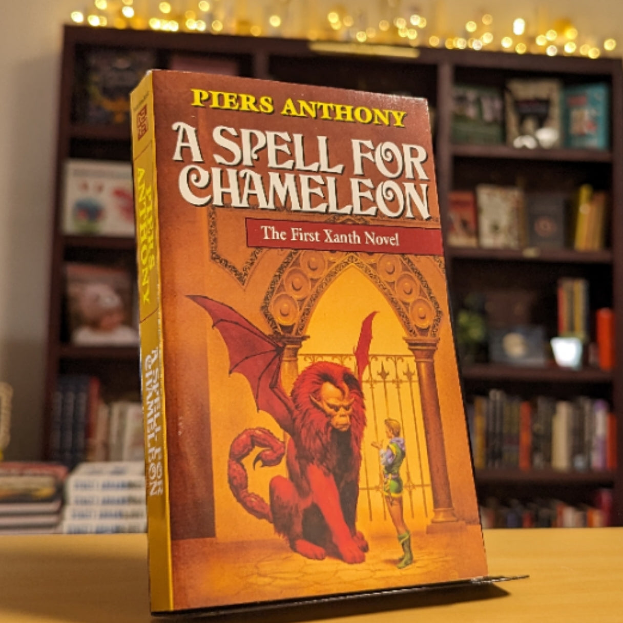 A Spell for Chameleon (Xanth, Book 1)