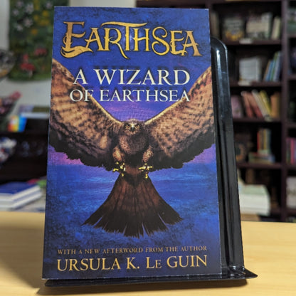 A Wizard of Earthsea (The Books of Earthsea, 1)