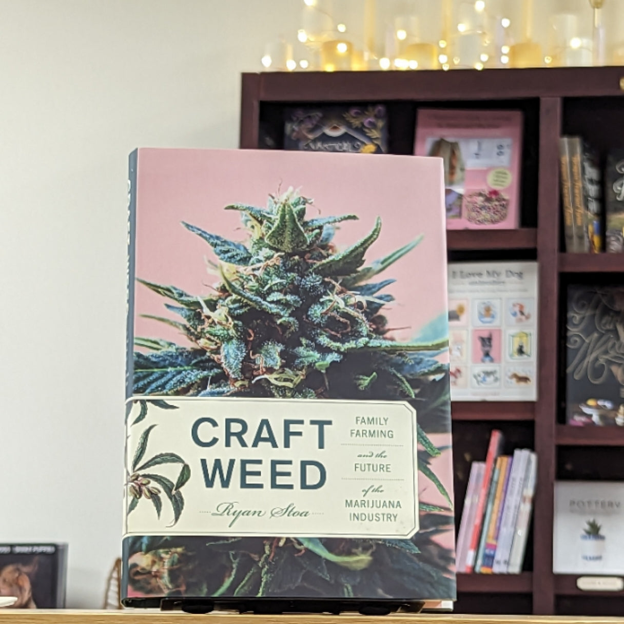 Craft Weed: Family Farming and the Future of the Marijuana Industry (Mit Press)