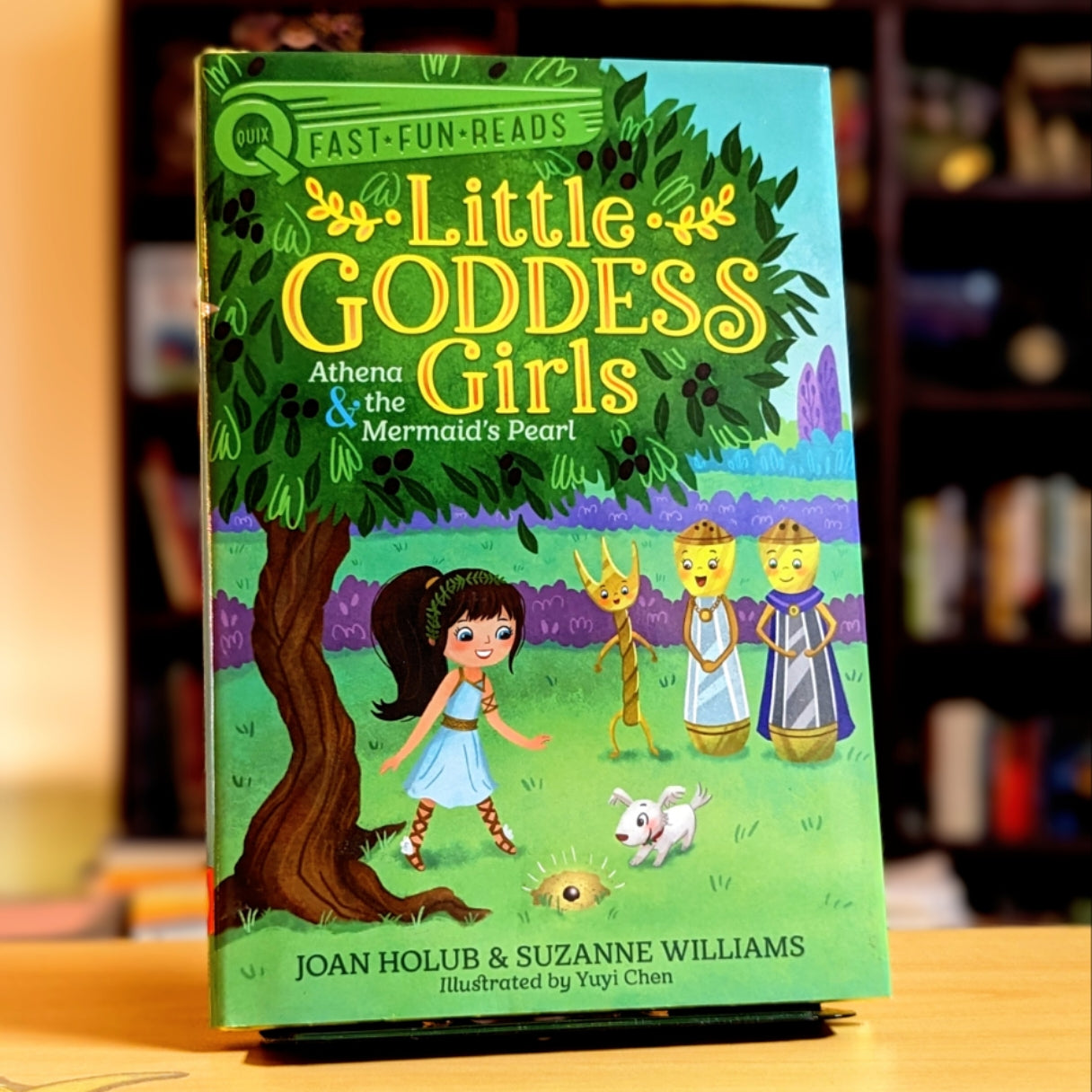 Athena & the Mermaid's Pearl: Little Goddess Girls 9 (QUIX)