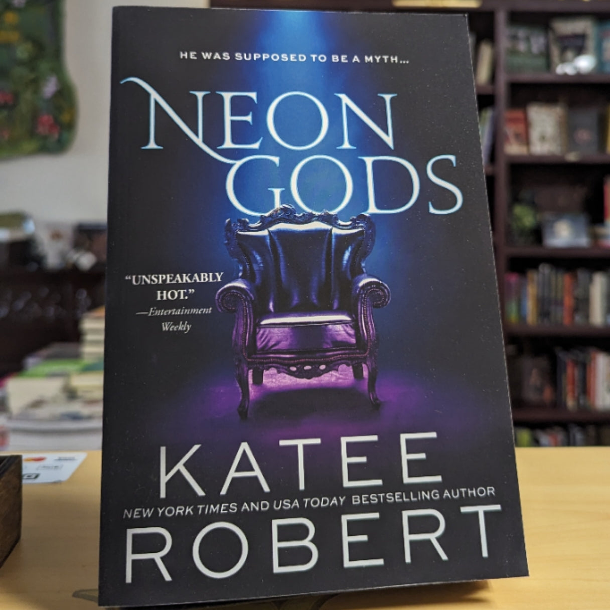 Neon Gods: A Scorchingly Hot Modern Retelling of Hades and Persephone (Dark Olympus, 1)