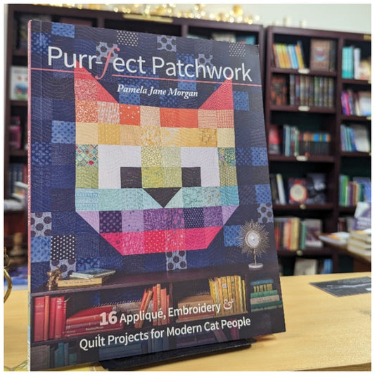 Purr-fect Patchwork: 16 Appliqué, Embroidery & Quilt Projects for Modern Cat People