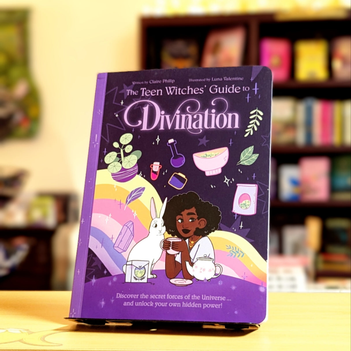 THE TEEN WITCHES' GUIDE TO DIVINATION