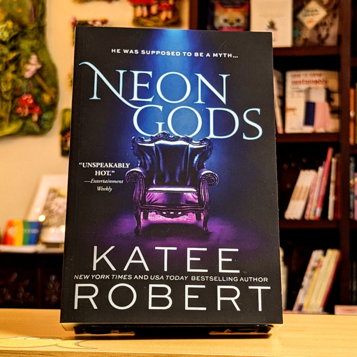 Neon Gods: A Scorchingly Hot Modern Retelling of Hades and Persephone (Dark Olympus, 1)