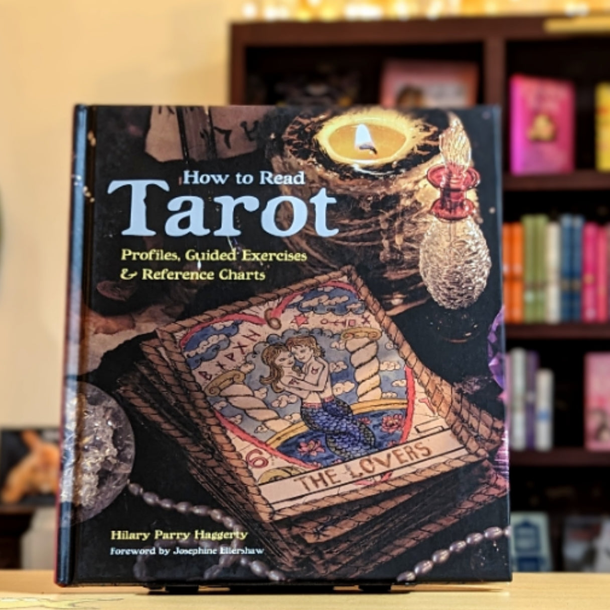 How to Read Tarot (Gothic Dreams)