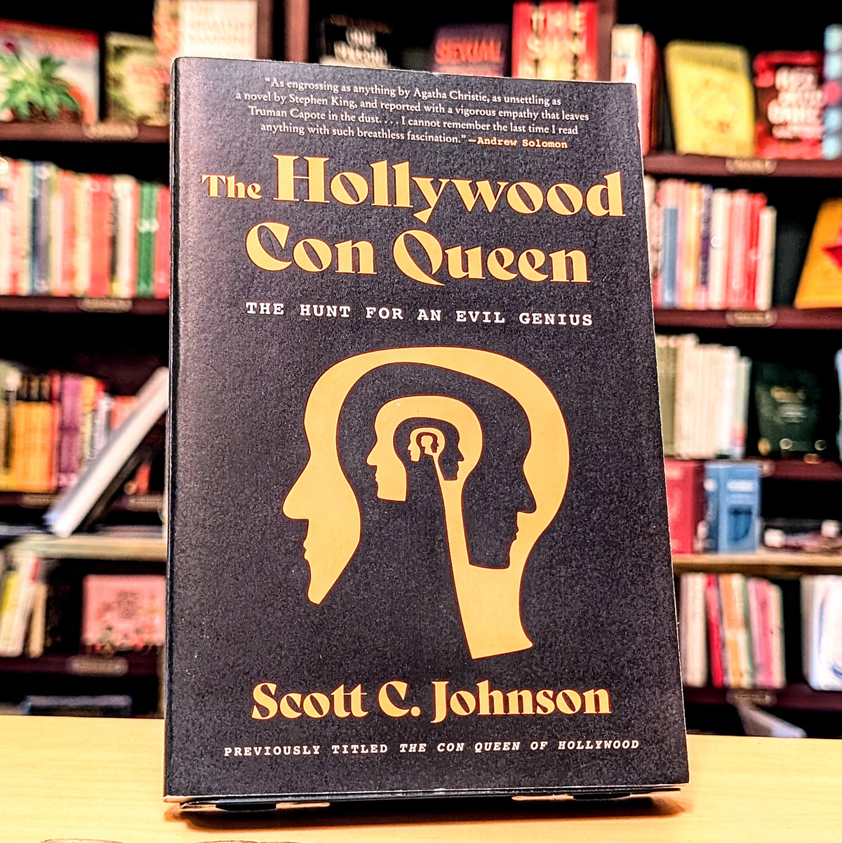 Hollywood Con Queen