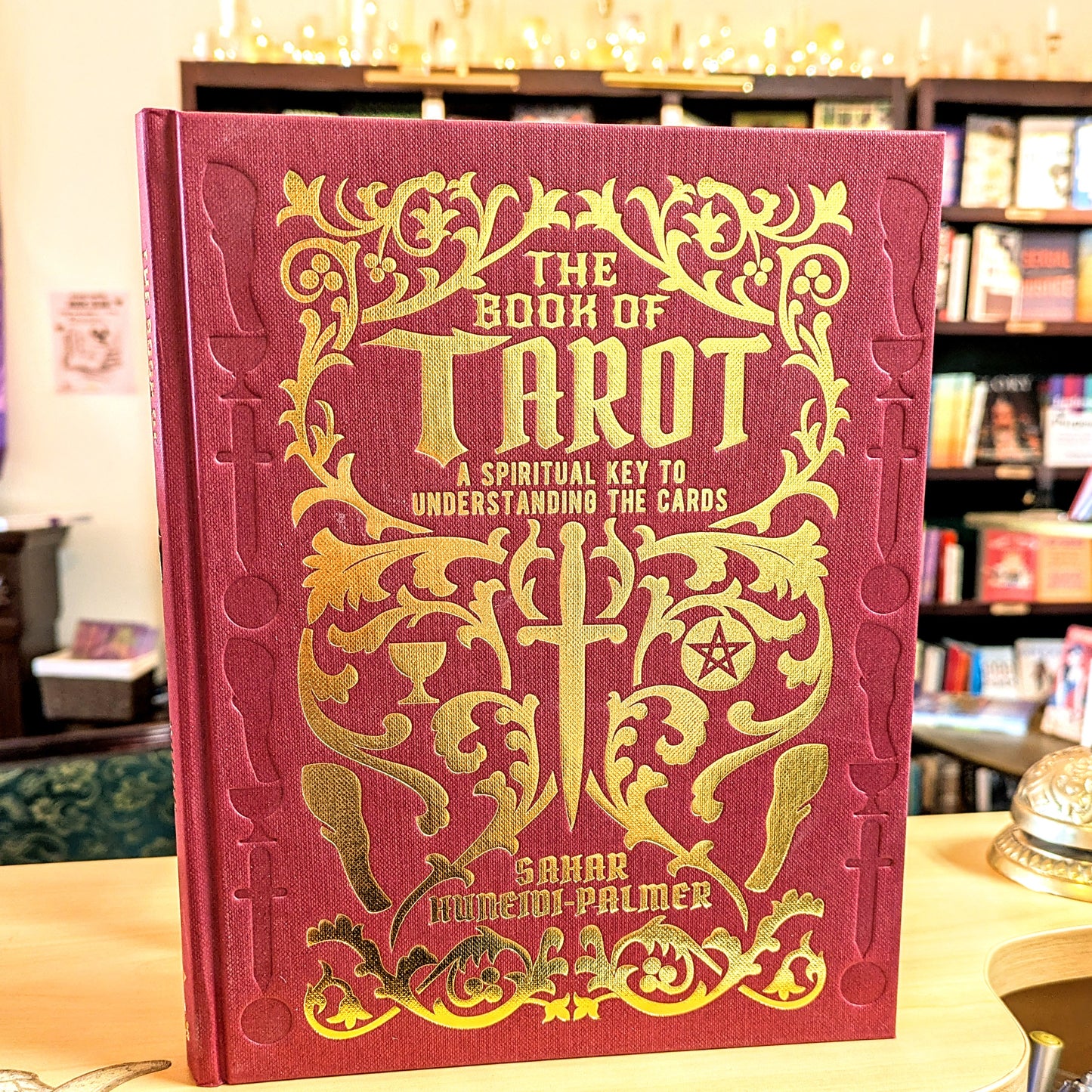 The Book of Tarot: A Spiritual Key to Understanding the Cards (Mystic Archives)
