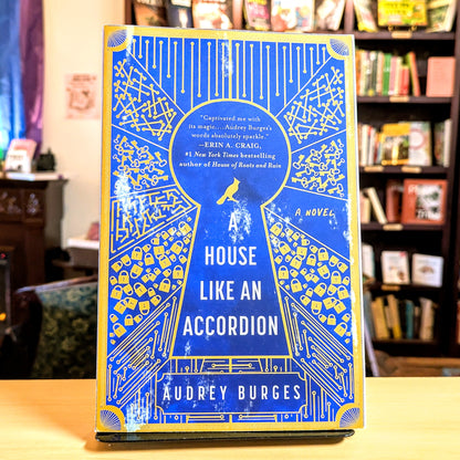 House Like an Accordion