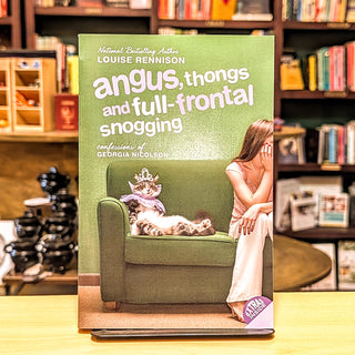 Angus, Thongs and Full-Frontal Snogging