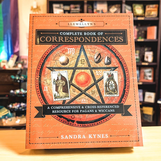 Llewellyn's Complete Book of Correspondences: A Comprehensive & Cross-Referenced Resource for Pagans & Wiccans (Llewellyn's Complete Book Series, 4)