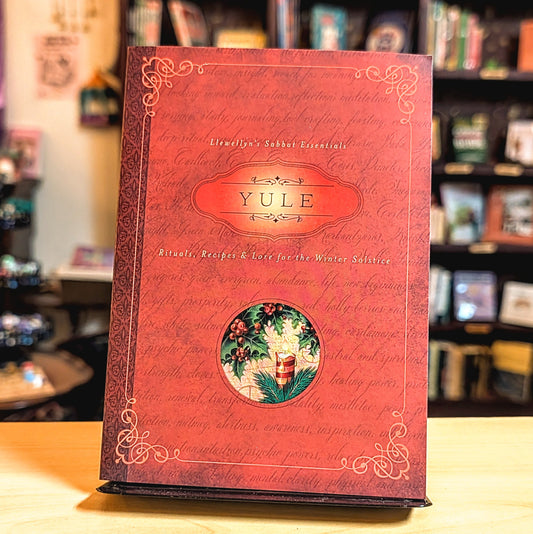 Yule: Rituals, Recipes & Lore for the Winter Solstice (Llewellyn's Sabbat Essentials, 7)