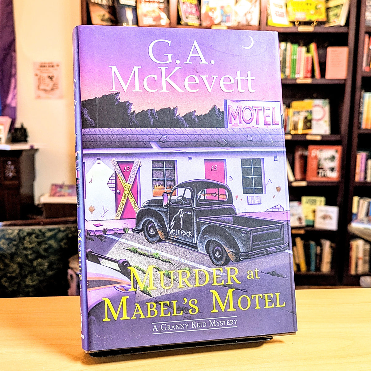 Murder at Mabel’s Motel