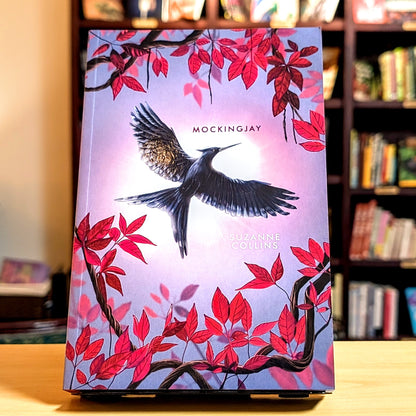 Mockingjay: Deluxe Edition (the Hunger Games, Book Two)