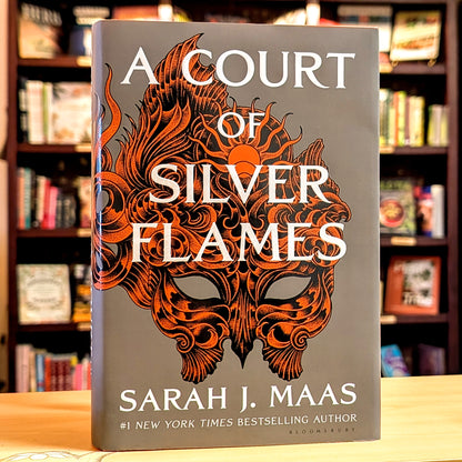 A Court of Silver Flames (A Court of Thorns and Roses, 5)