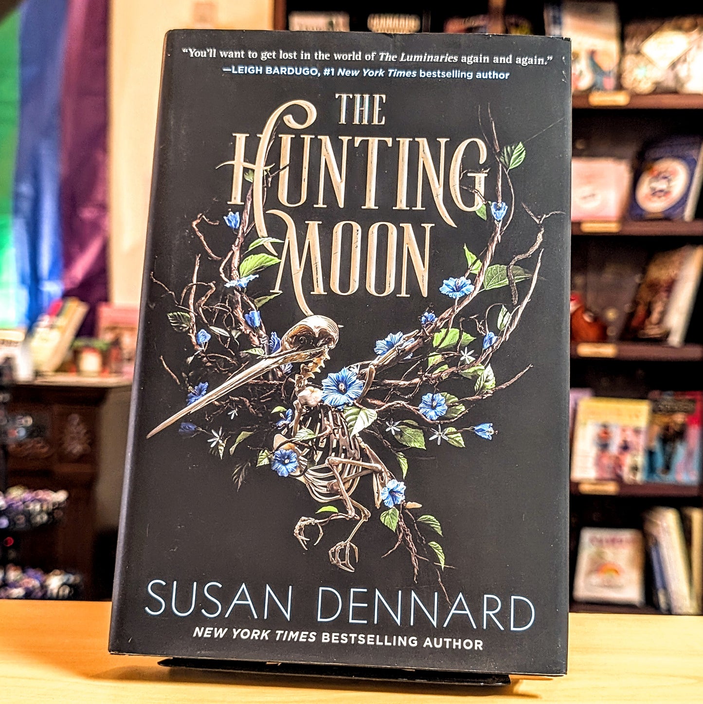 The Hunting Moon (Luminaries, 2)