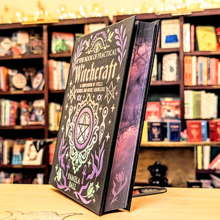 The Book of Practical Witchcraft: Deluxe Gift Edition with Sprayed Edges