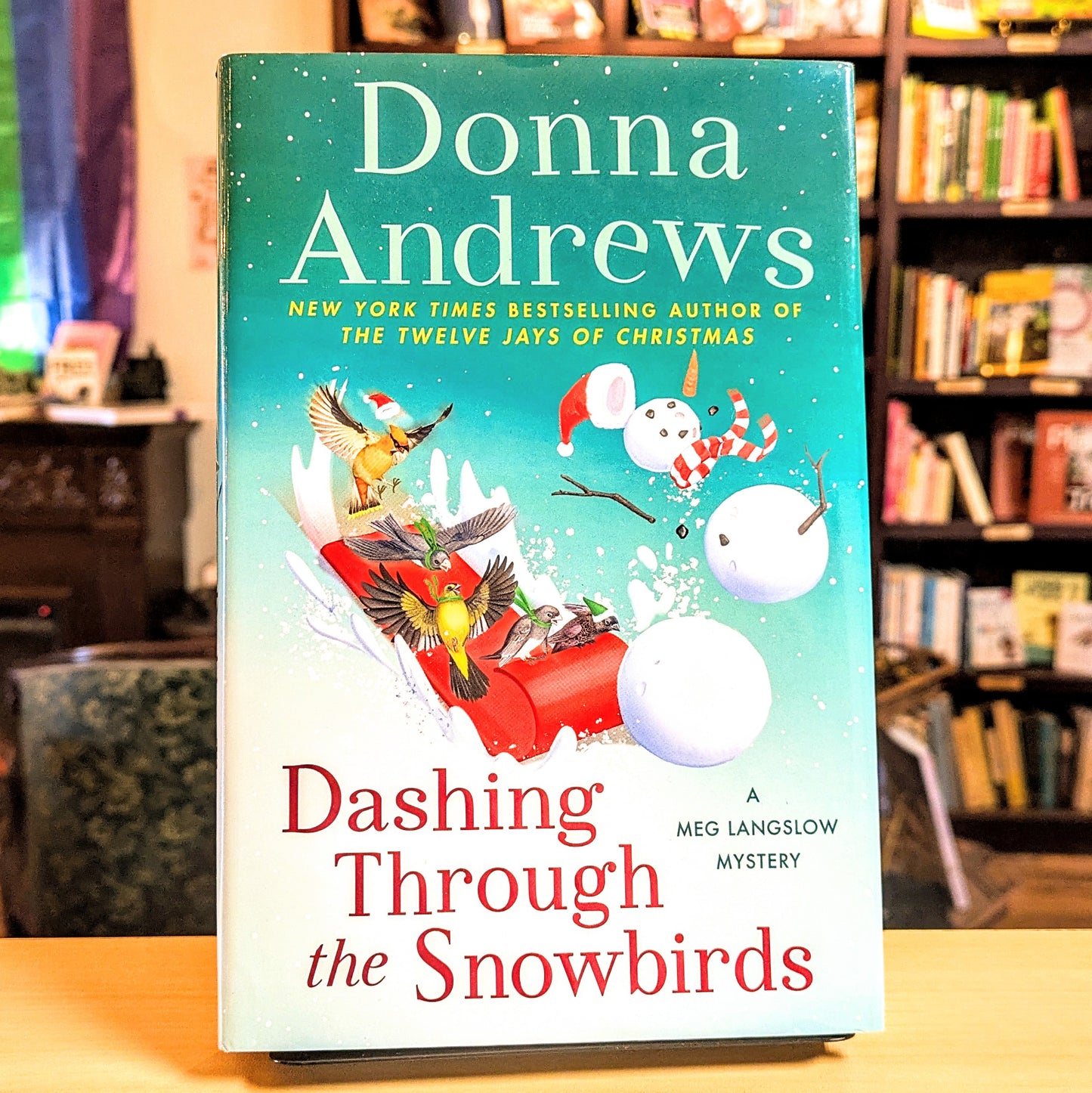 Dashing Through the Snowbirds: A Meg Langslow Mystery