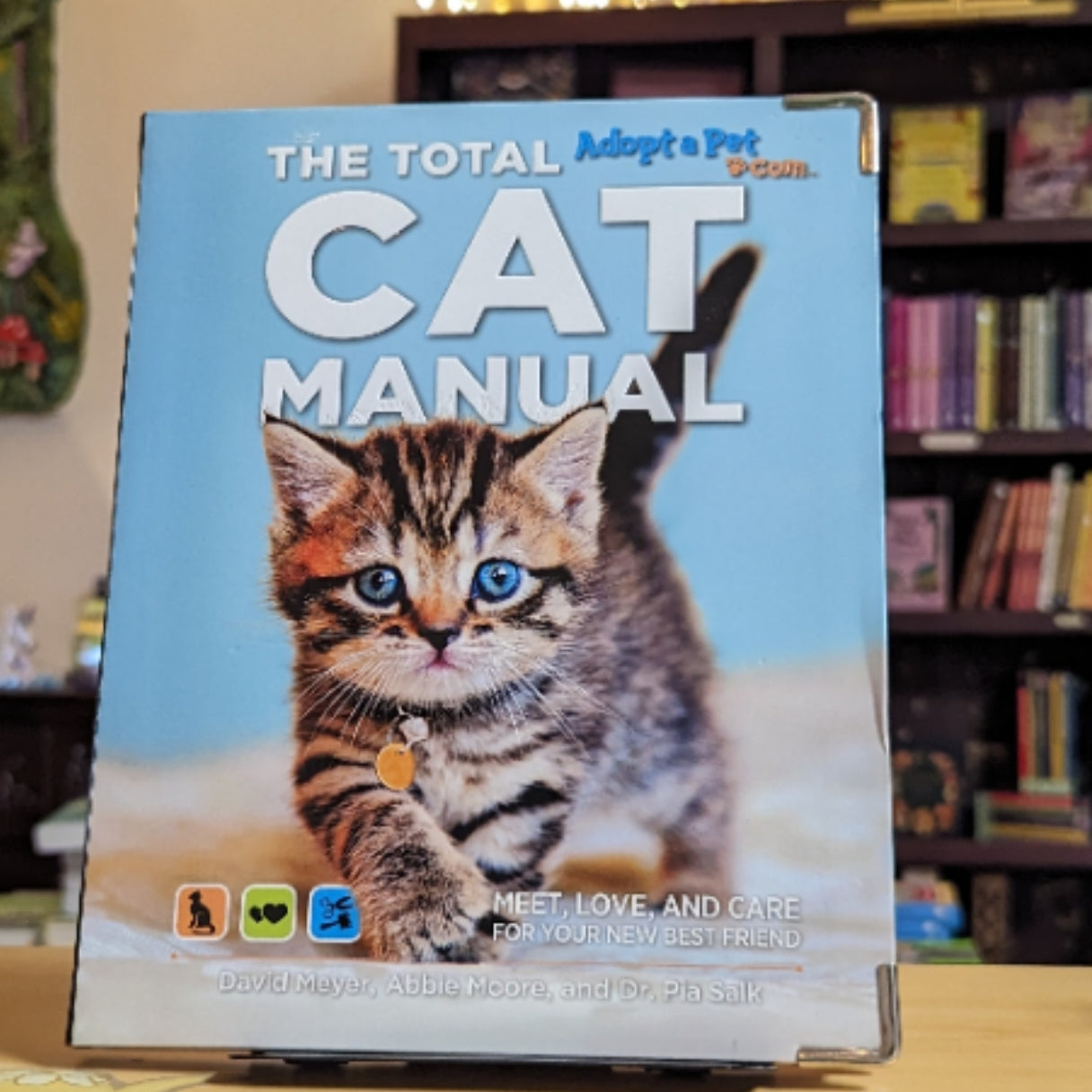 The Total Cat Manual: Meet, Love, and Care for Your New Best Friend
